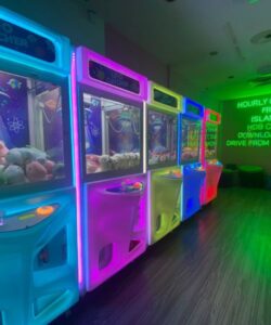 led claw machine